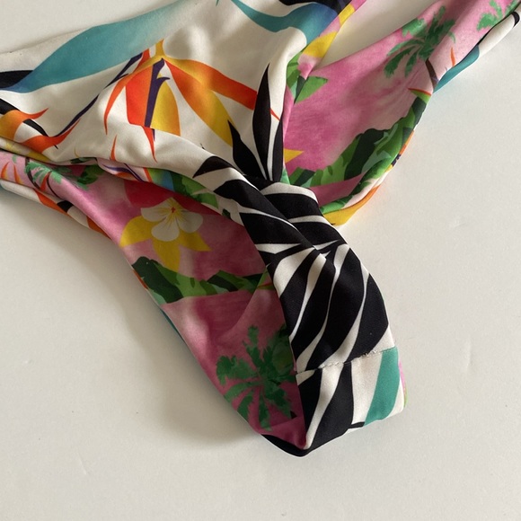 Moana bikini boss babe reversible bikini - Picture 7 of 7